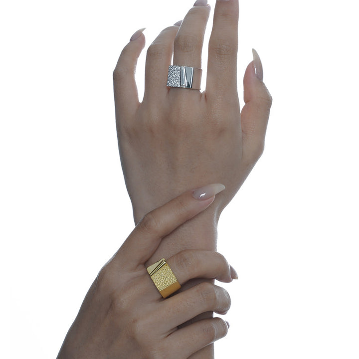 Easiness silver ring